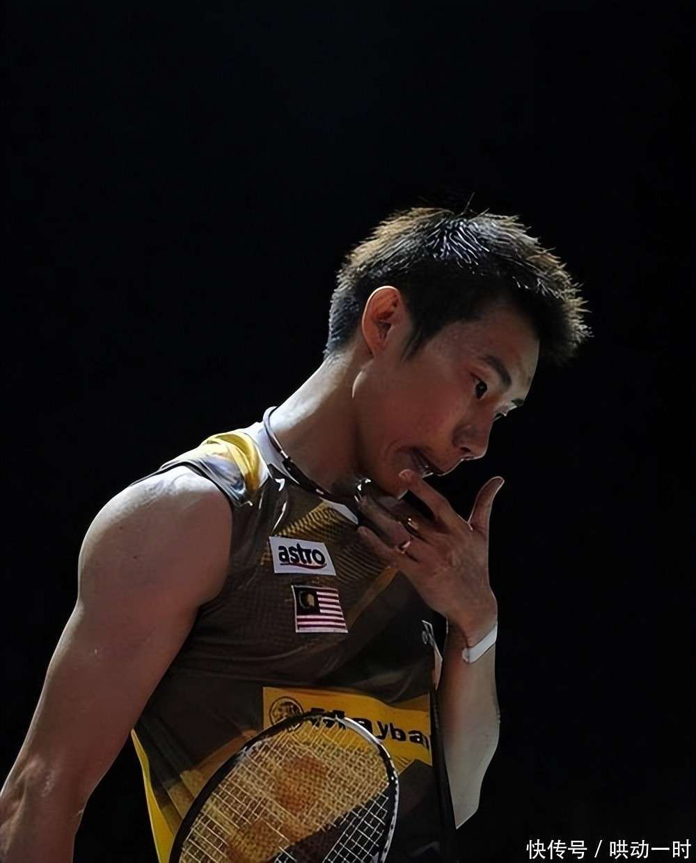 日本羽毛球队横扫韩国羽毛球队，李宗伟惊艳世界