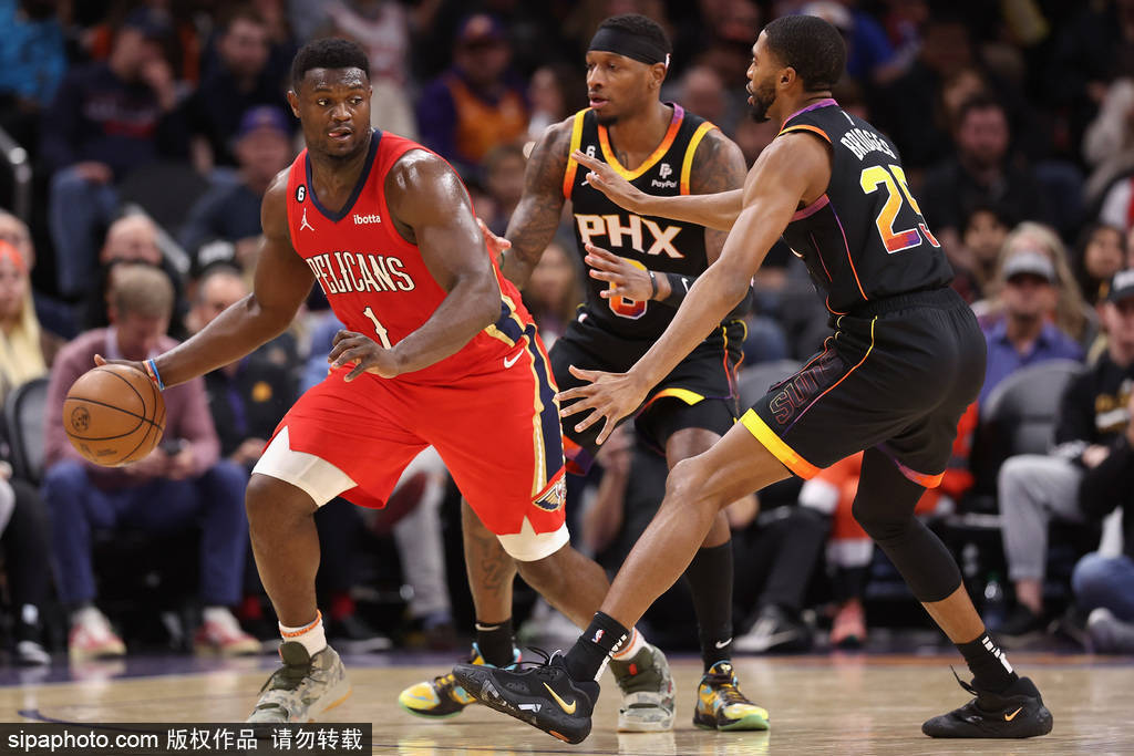 CLG翻盘SHR,Caps一己之力扛起全队 CLG翻盘SHR,Caps一己之力扛起全队