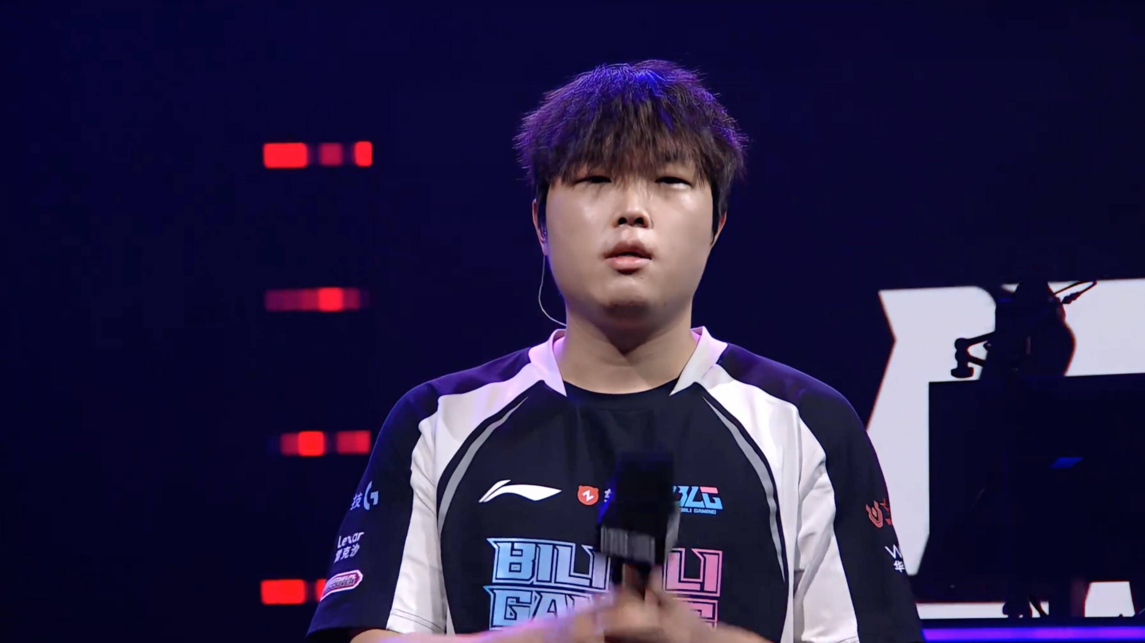 开云体育APP下载-Astralis横扫BLG，Deft三分雨点燃全场